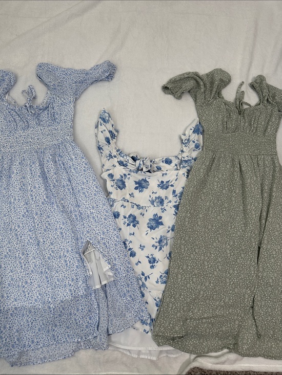 Hollister Dresses & Skirts - 🏰 Bundle of 3 Hollister Dresses Size XS/S